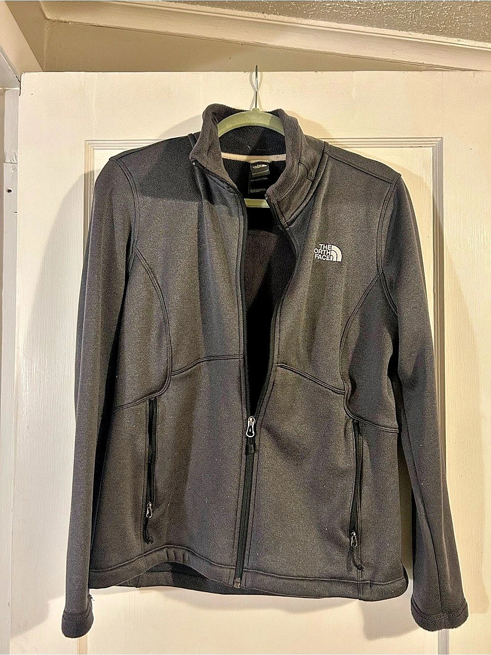 The North Face Women's Aim Full-Zip Fleece Jacket Black Large
